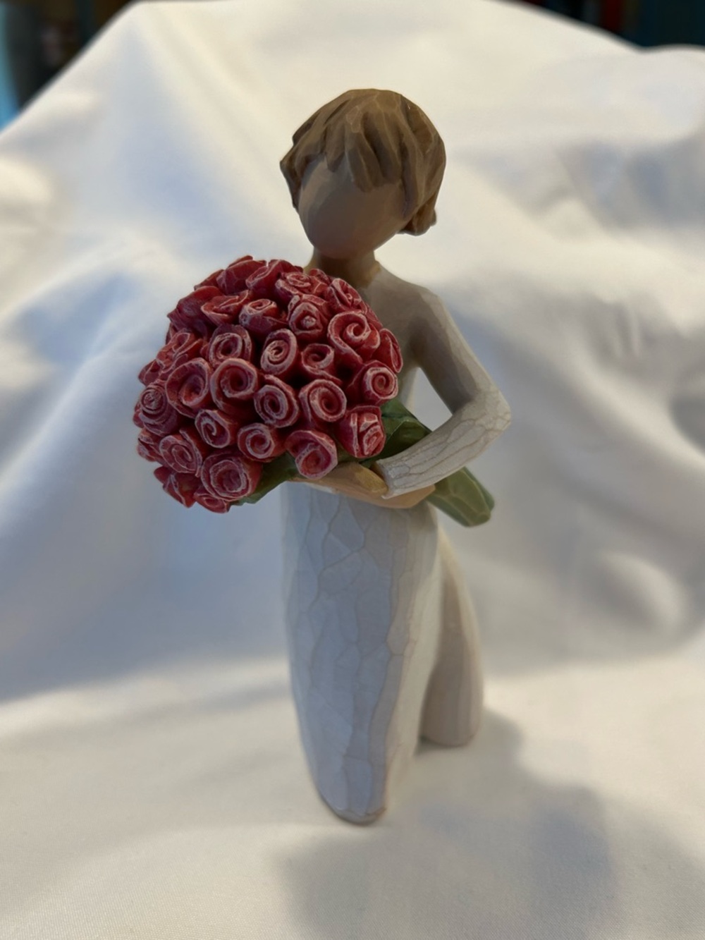 Willow Tree Demdaco Abundance so much love with Red Rose Bouquet and Cream Gown